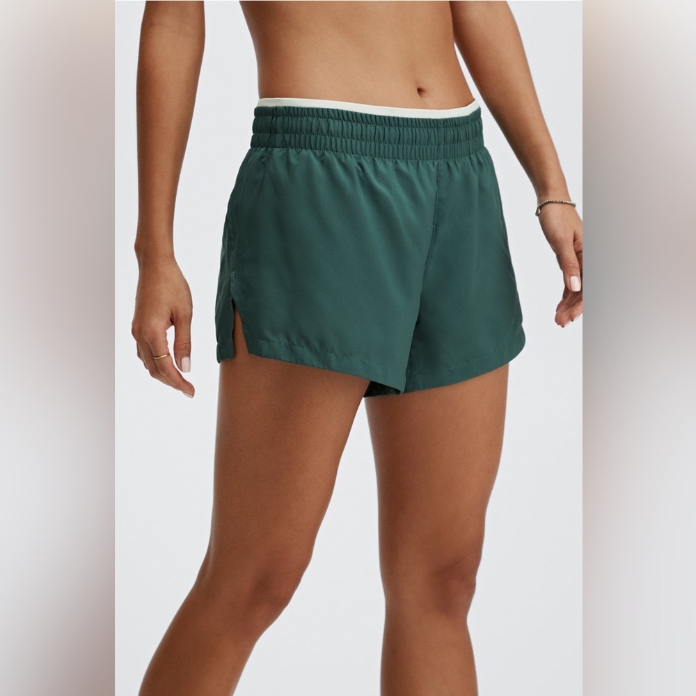 Fabletics Green Athletic Shorts size medium NWT